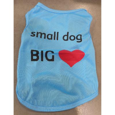 Tee shirt pour chien bleu clair "Small Dog, Big coeur"